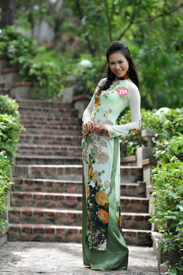 aodai7 - Bóng hồng Miss VN thướt tha áo dài