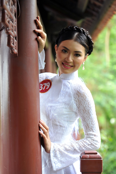 aodai8 - Bóng hồng Miss VN thướt tha áo dài