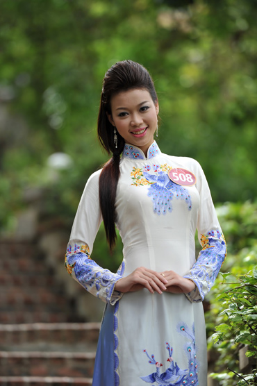 aodai9 - Bóng hồng Miss VN thướt tha áo dài