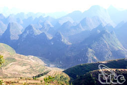 Lượng khách du lịch đến Hà Giang tăng mạnh
